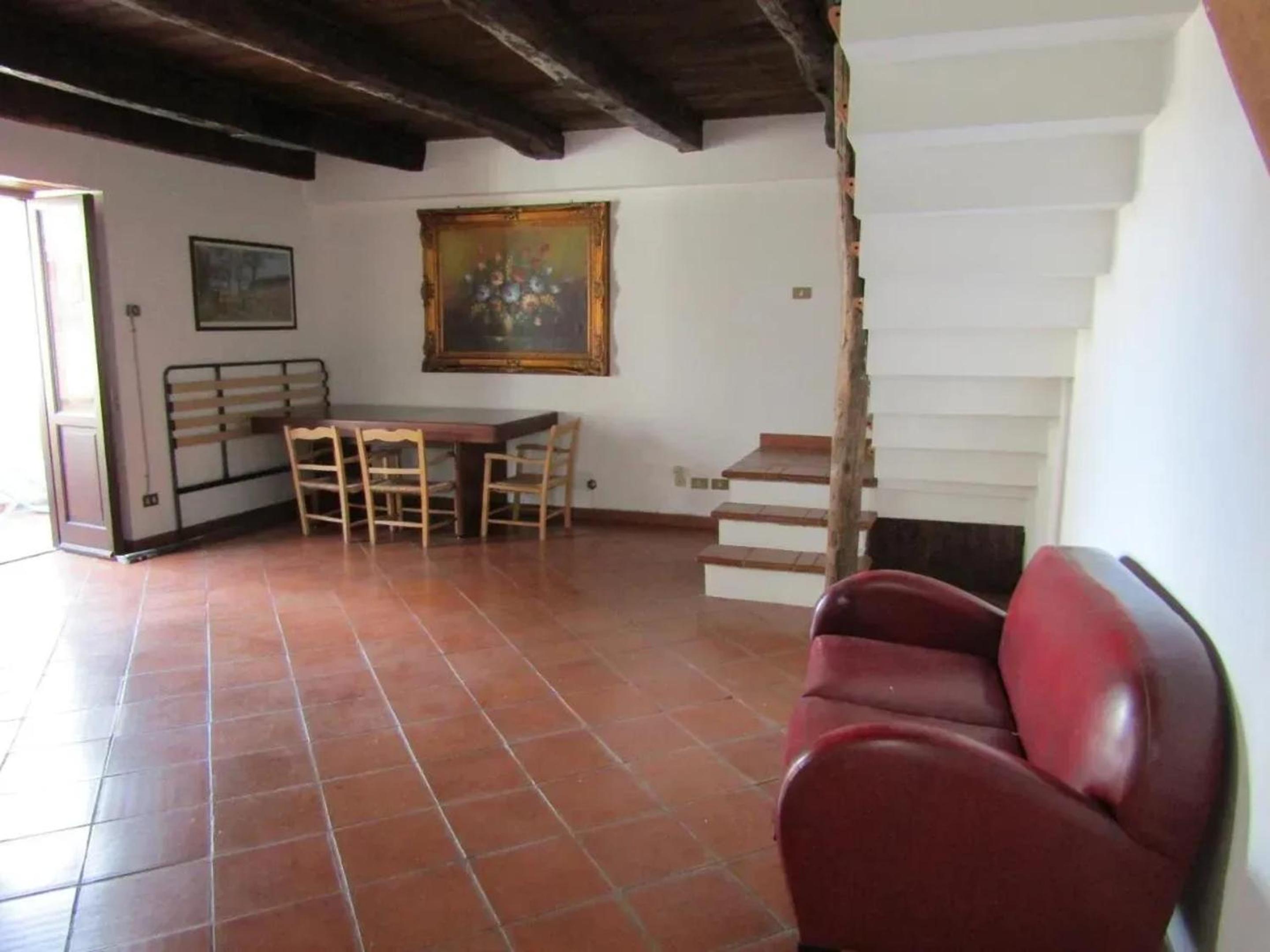 Cozy house in Mendicino, 70m² with fireplace view 2