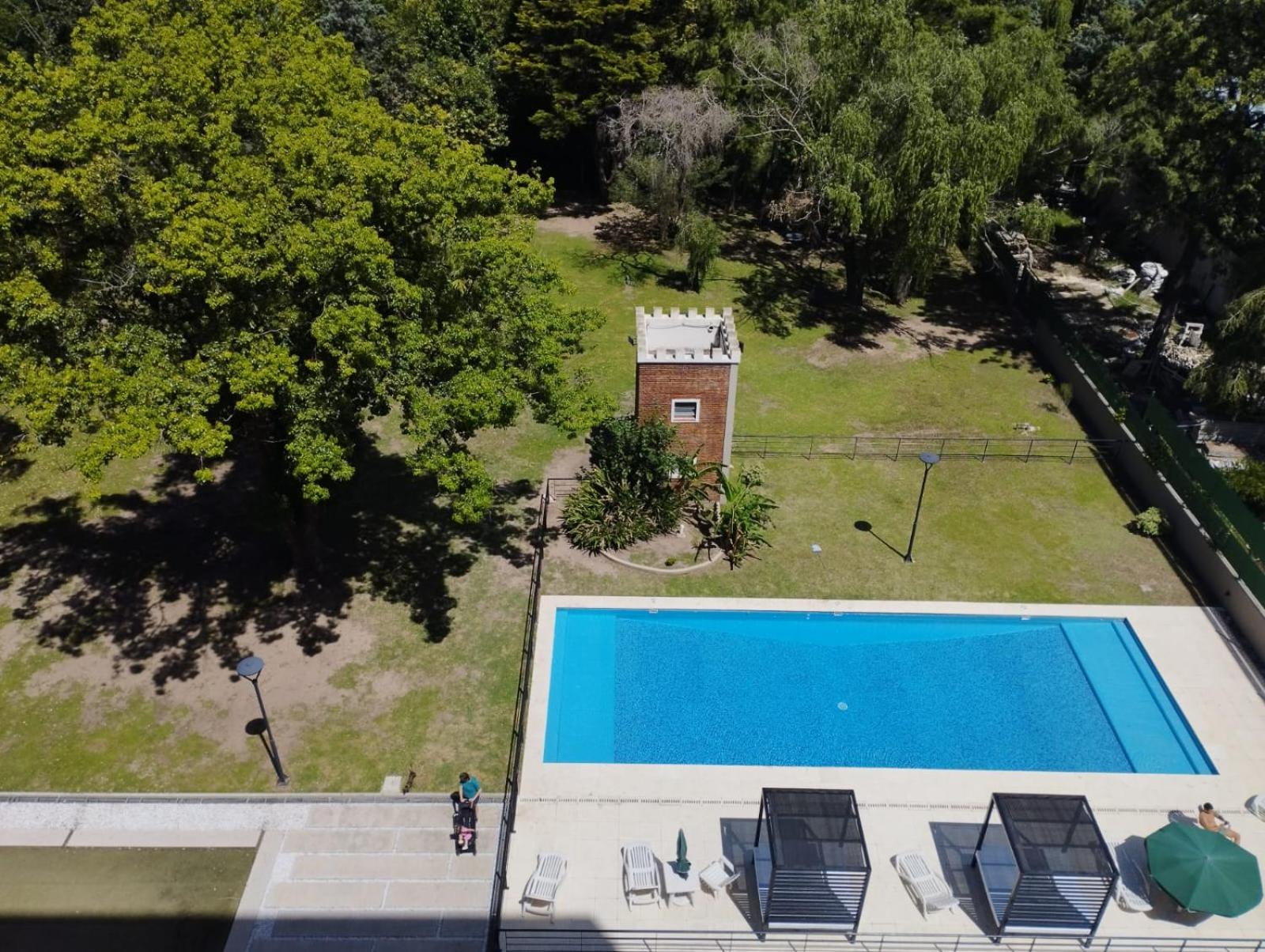 Canning Park premium apartment for 4