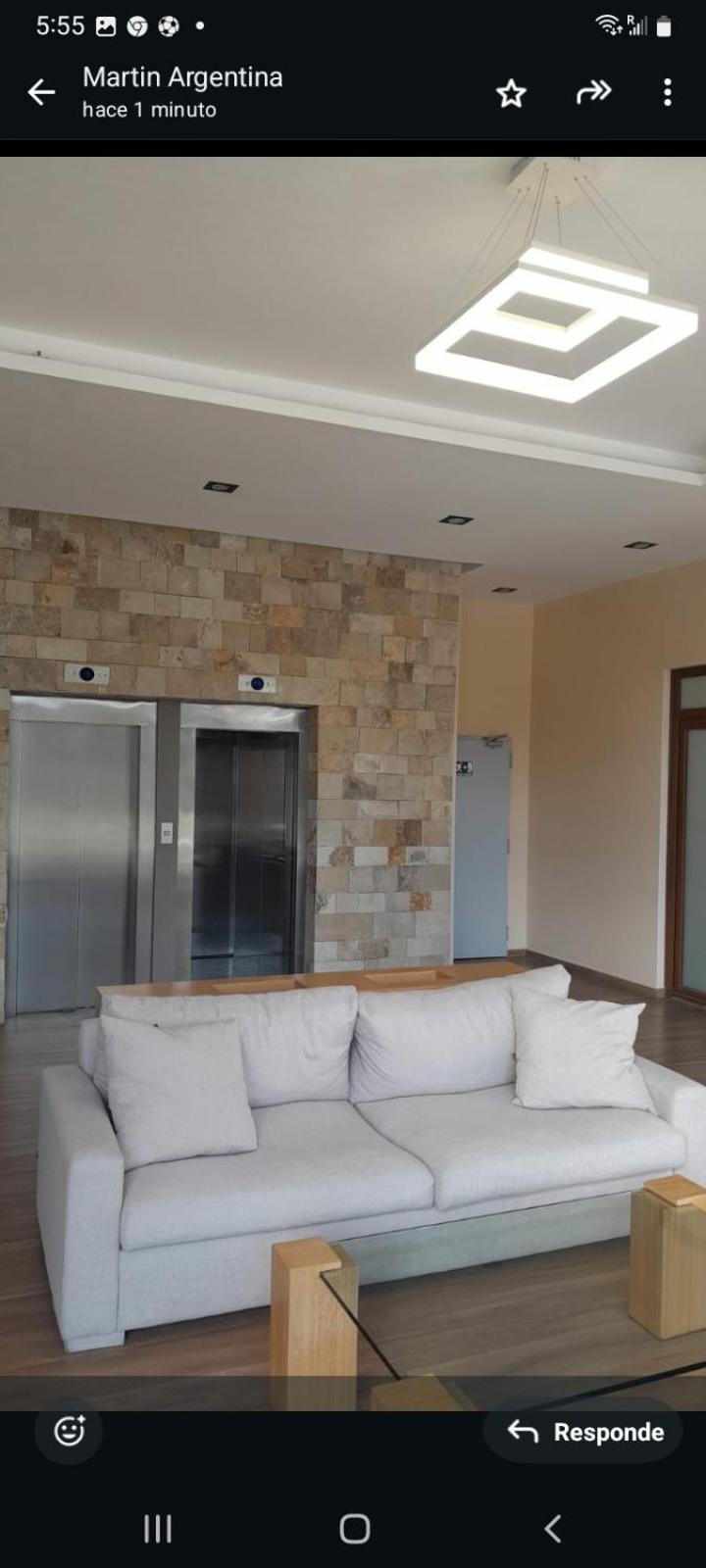 Canning Park premium apartment for 4