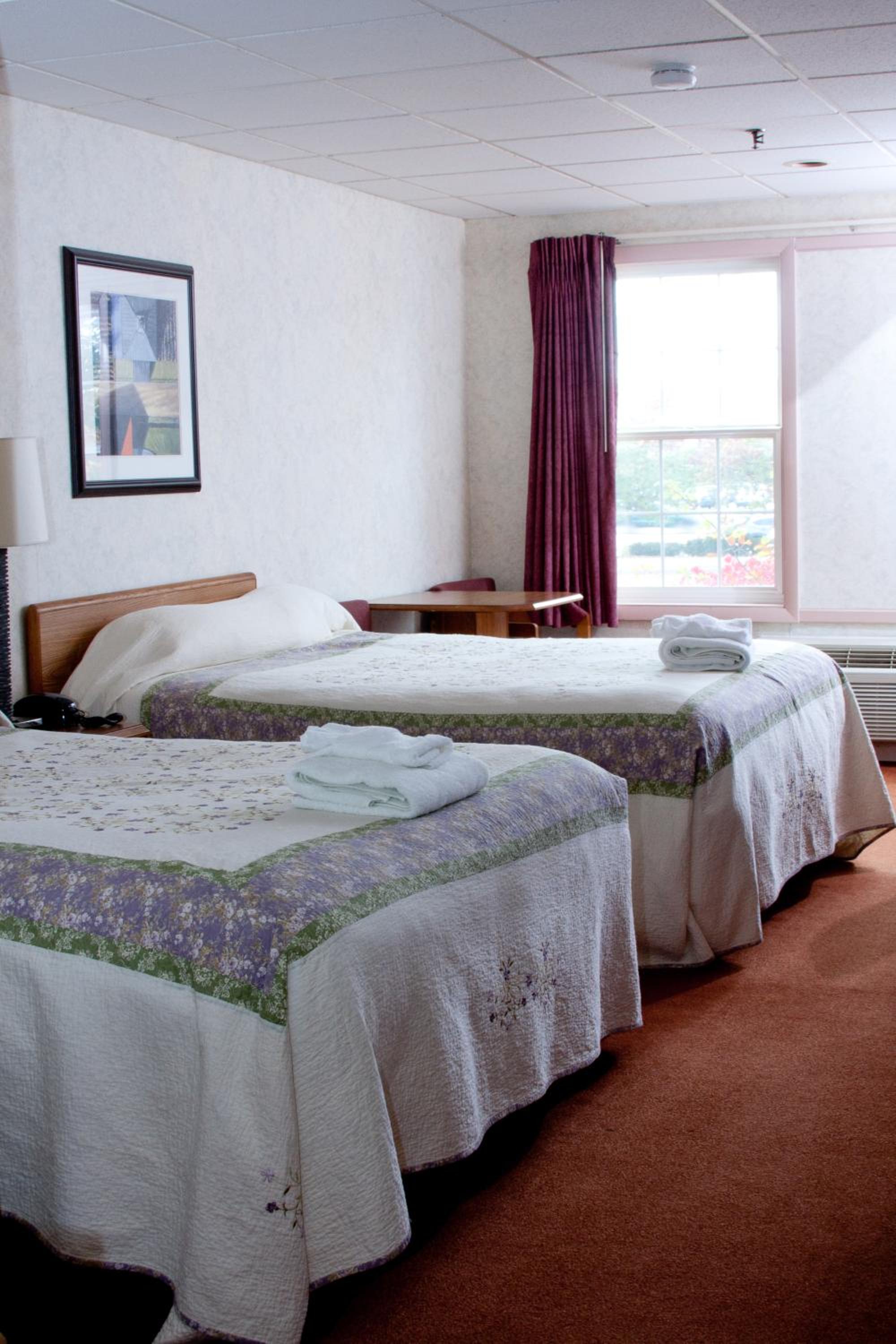 Anchorage Inn Burlington view 5
