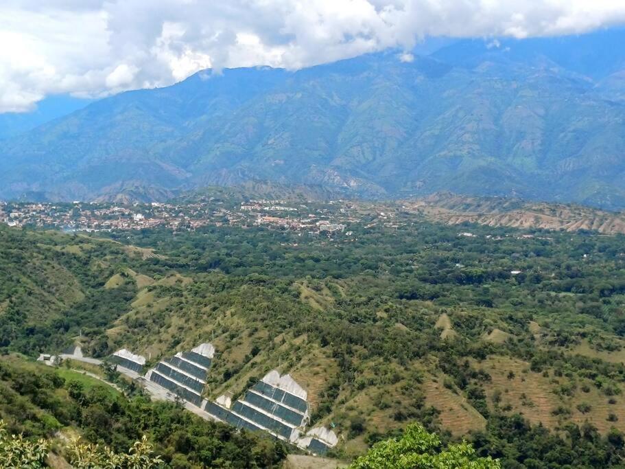 Vista preciosa-clima cálido-calma-pueblo histórico