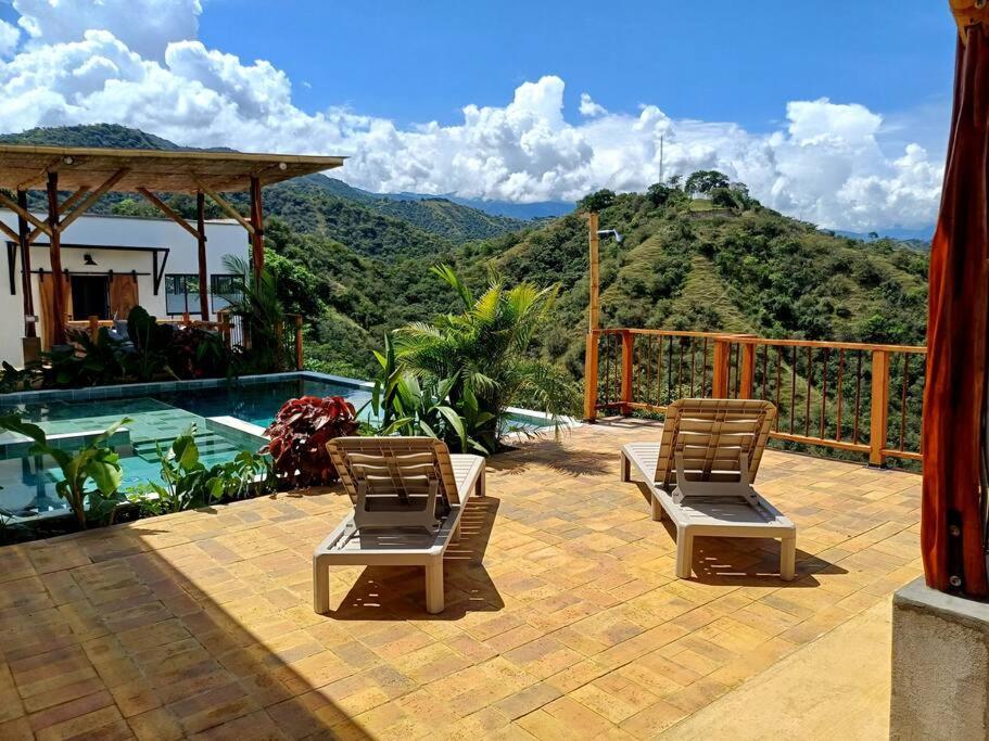 Vista preciosa-clima cálido-calma-pueblo histórico