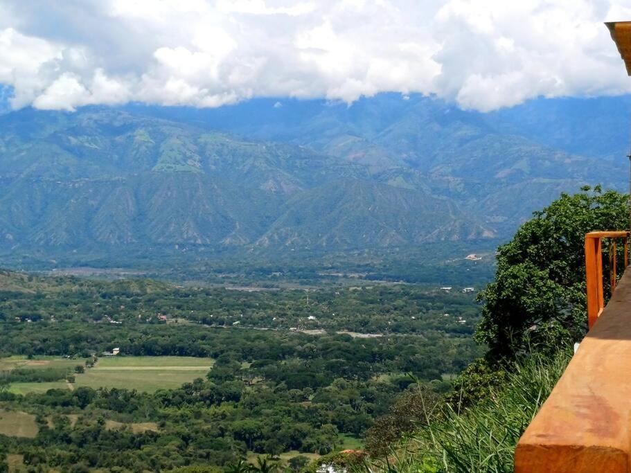Vista preciosa-clima cálido-calma-pueblo histórico