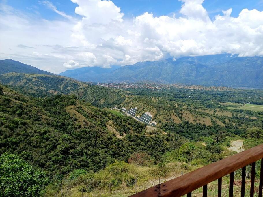 Vista preciosa-clima cálido-calma-pueblo histórico
