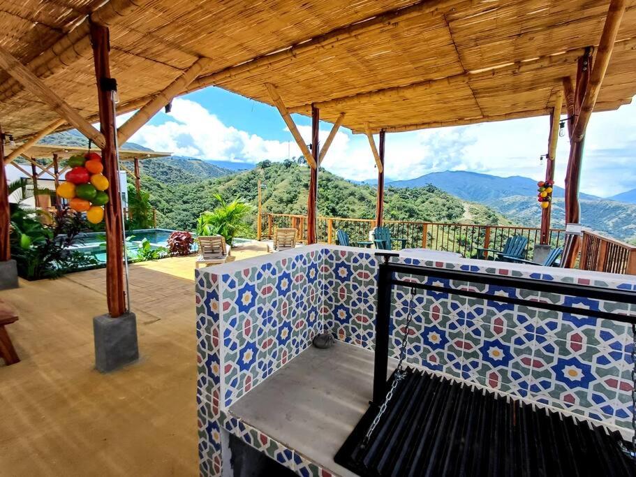 Vista preciosa-clima cálido-calma-pueblo histórico