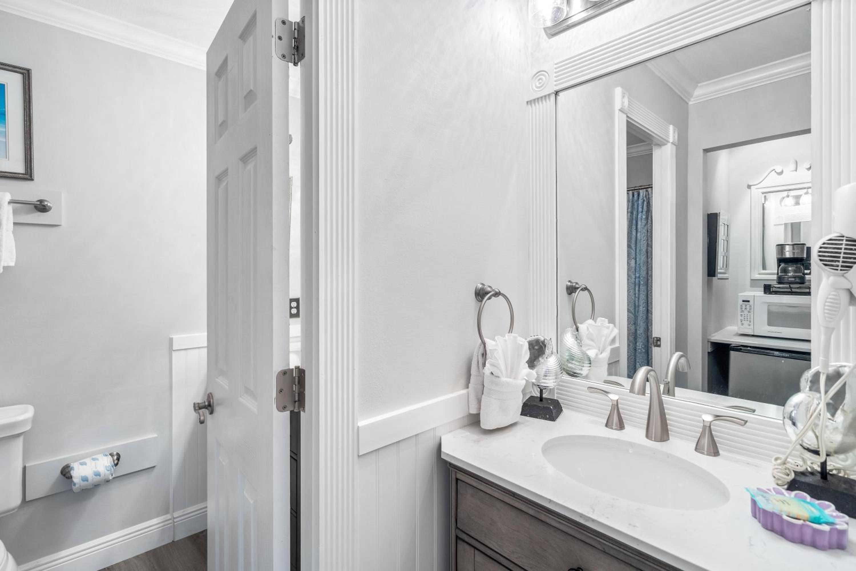 Destin Dreaming -Crystal Beach-Pool-Golf Cart-Carriage House