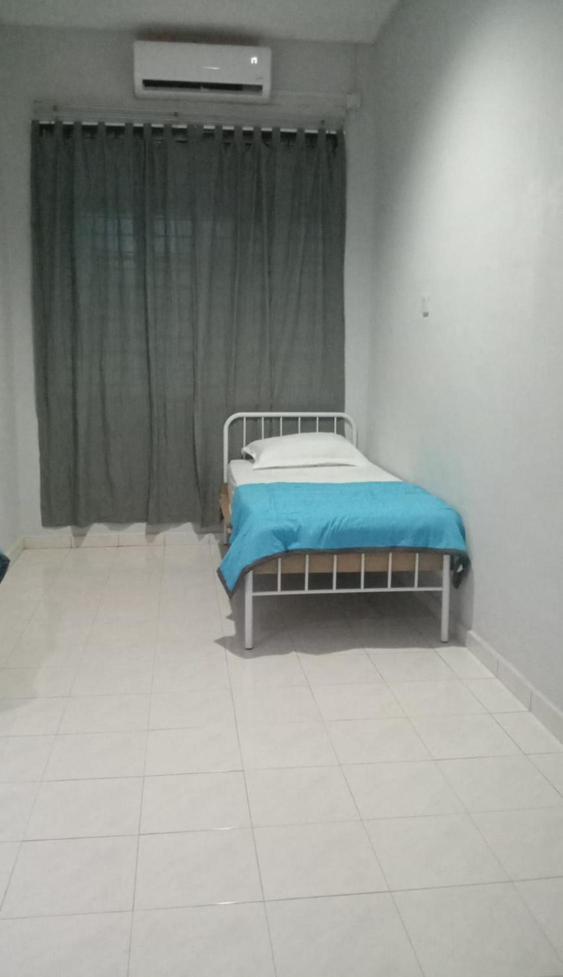 Homestay Taman Delima Paka photo 2