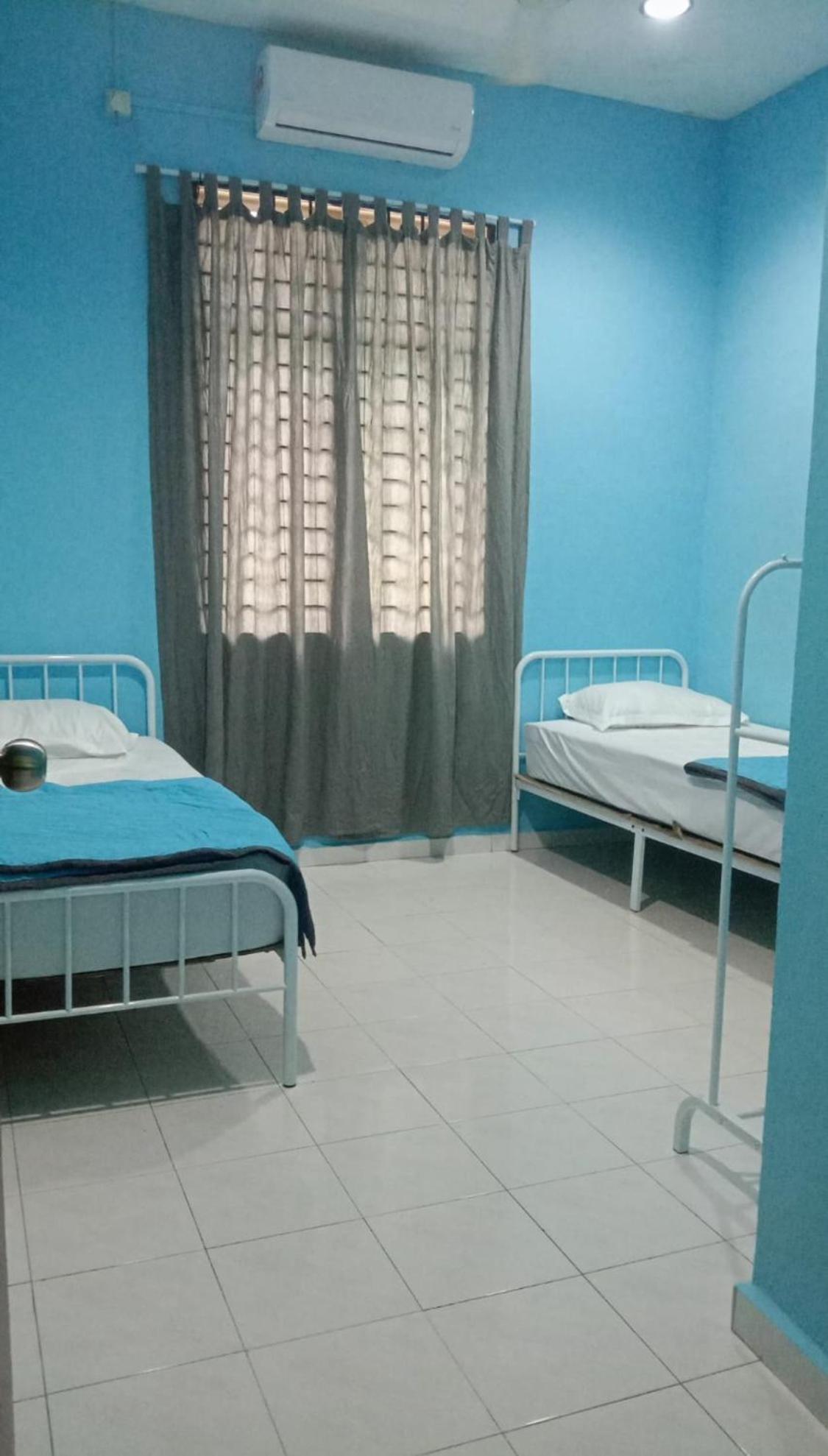 Homestay Taman Delima Paka photo 8
