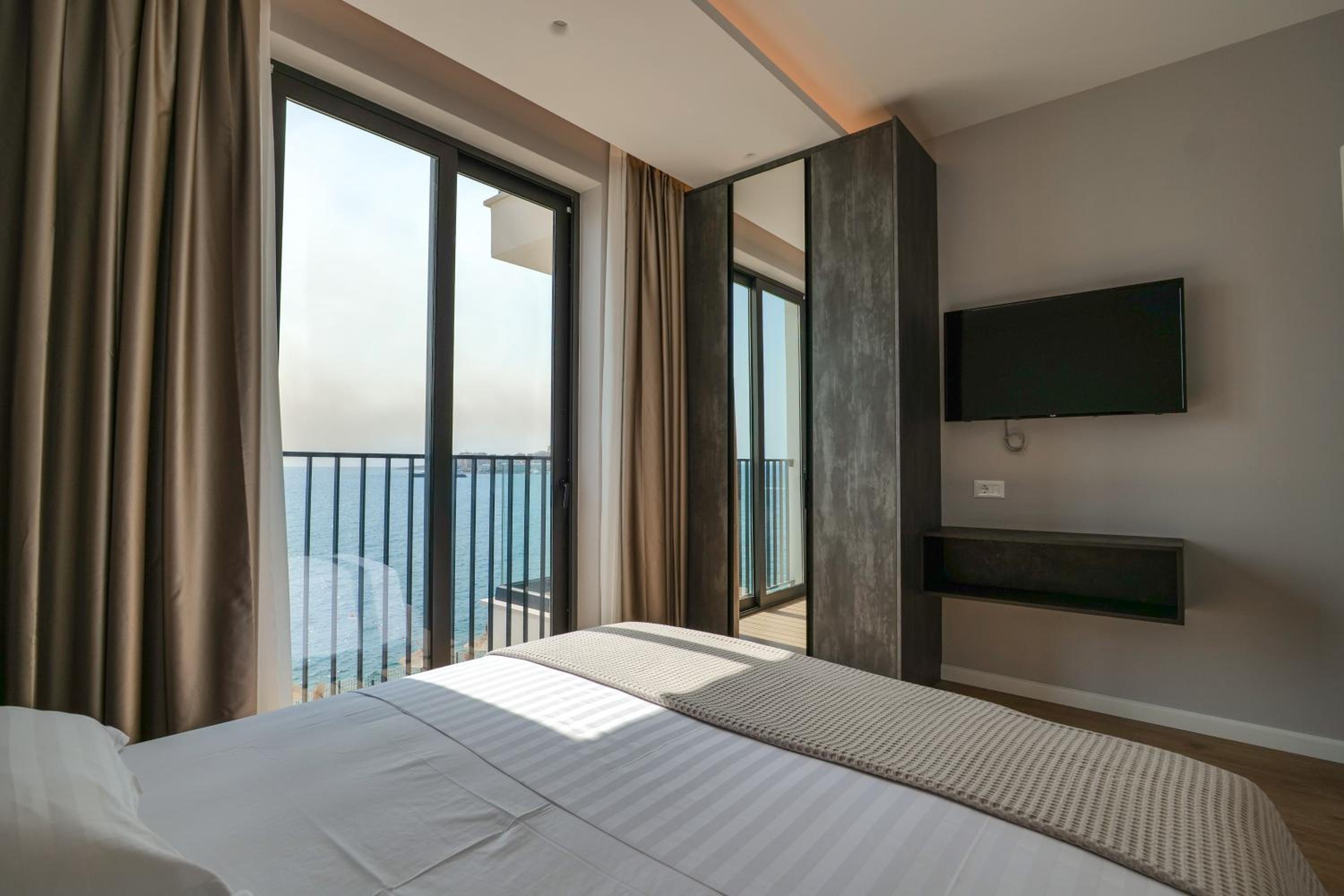 DAED Luxury Residence