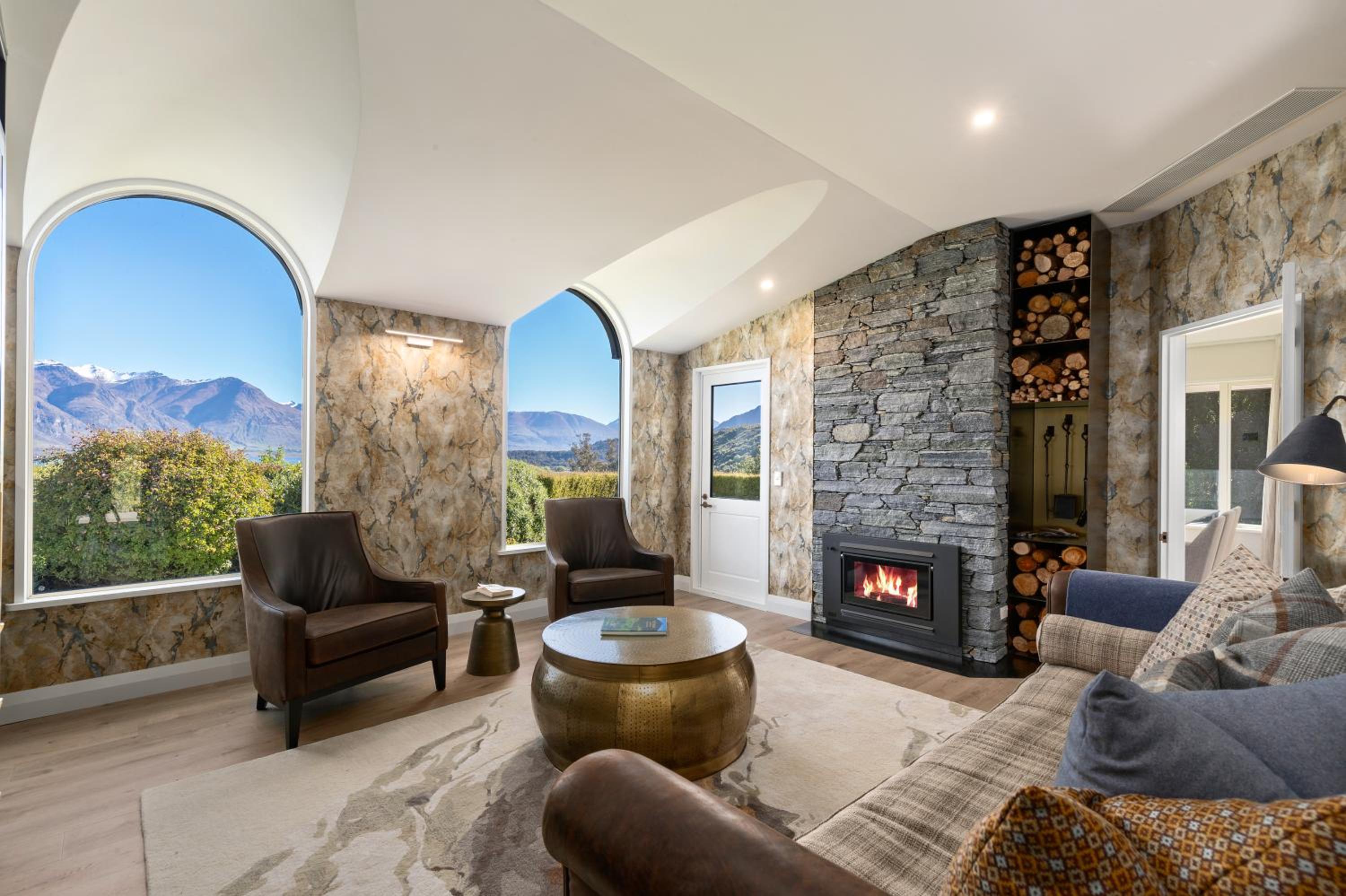 Baywaters - Lake View Villa with Sauna, Spa Pool & Gym view 3