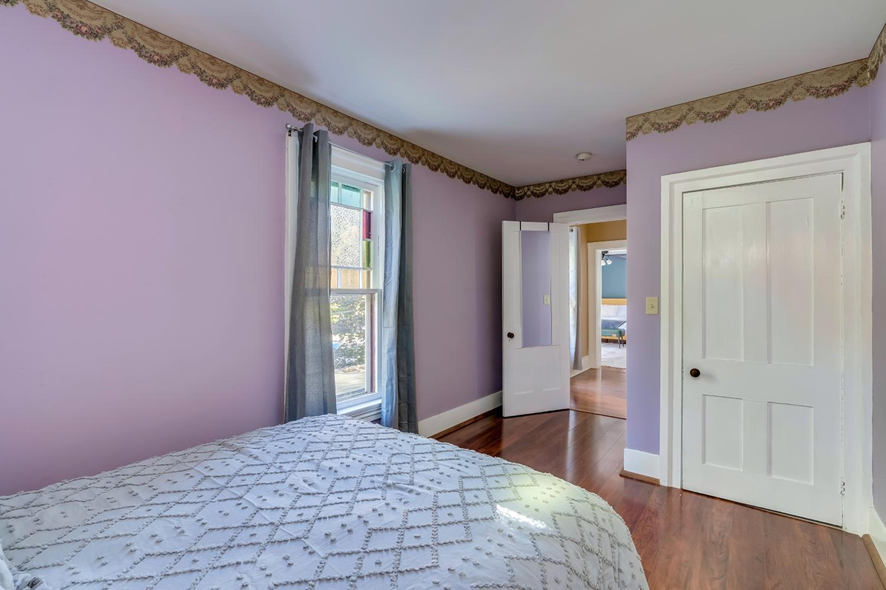 Downtown Spacious Family Oasis