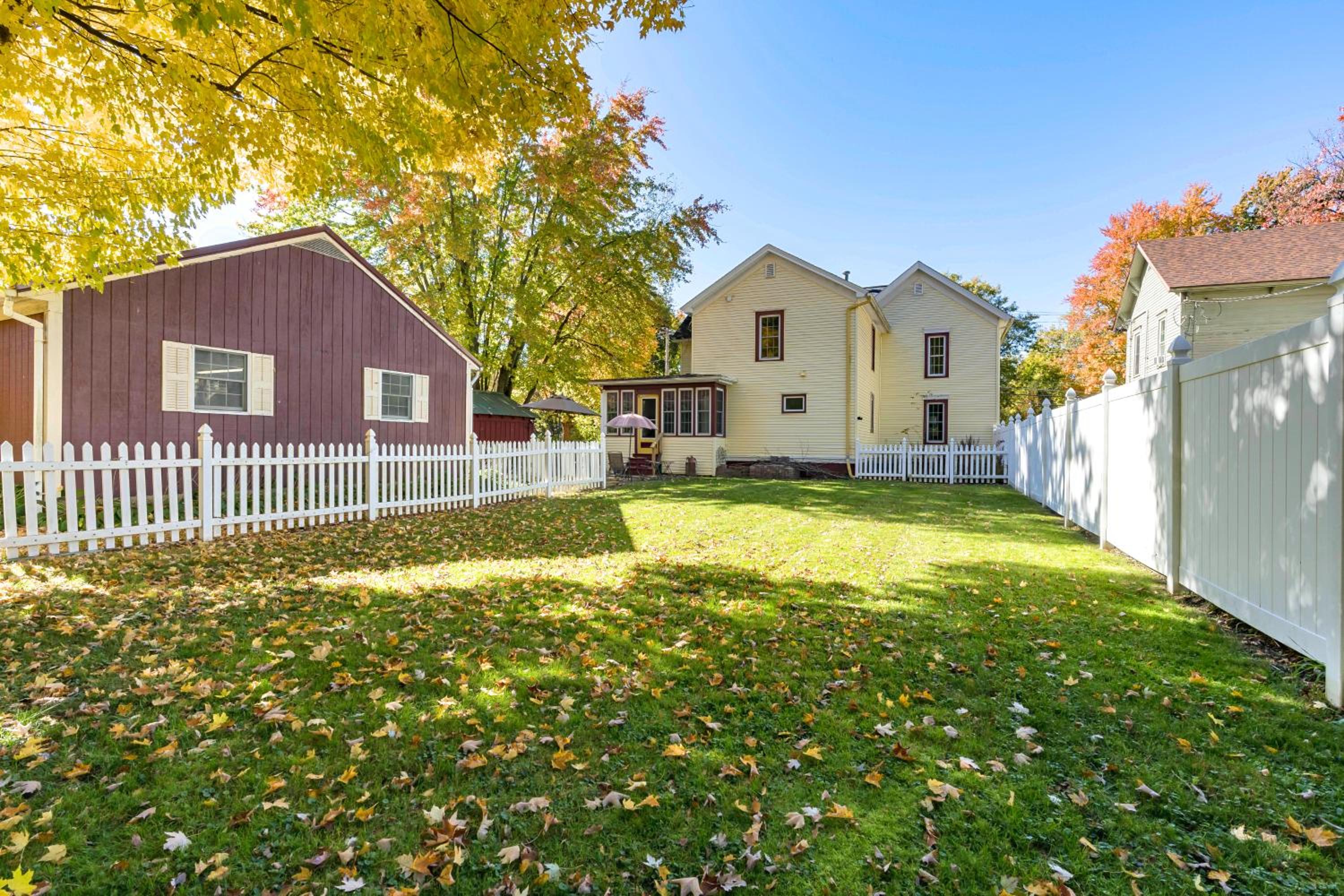 Downtown Spacious Family Oasis
