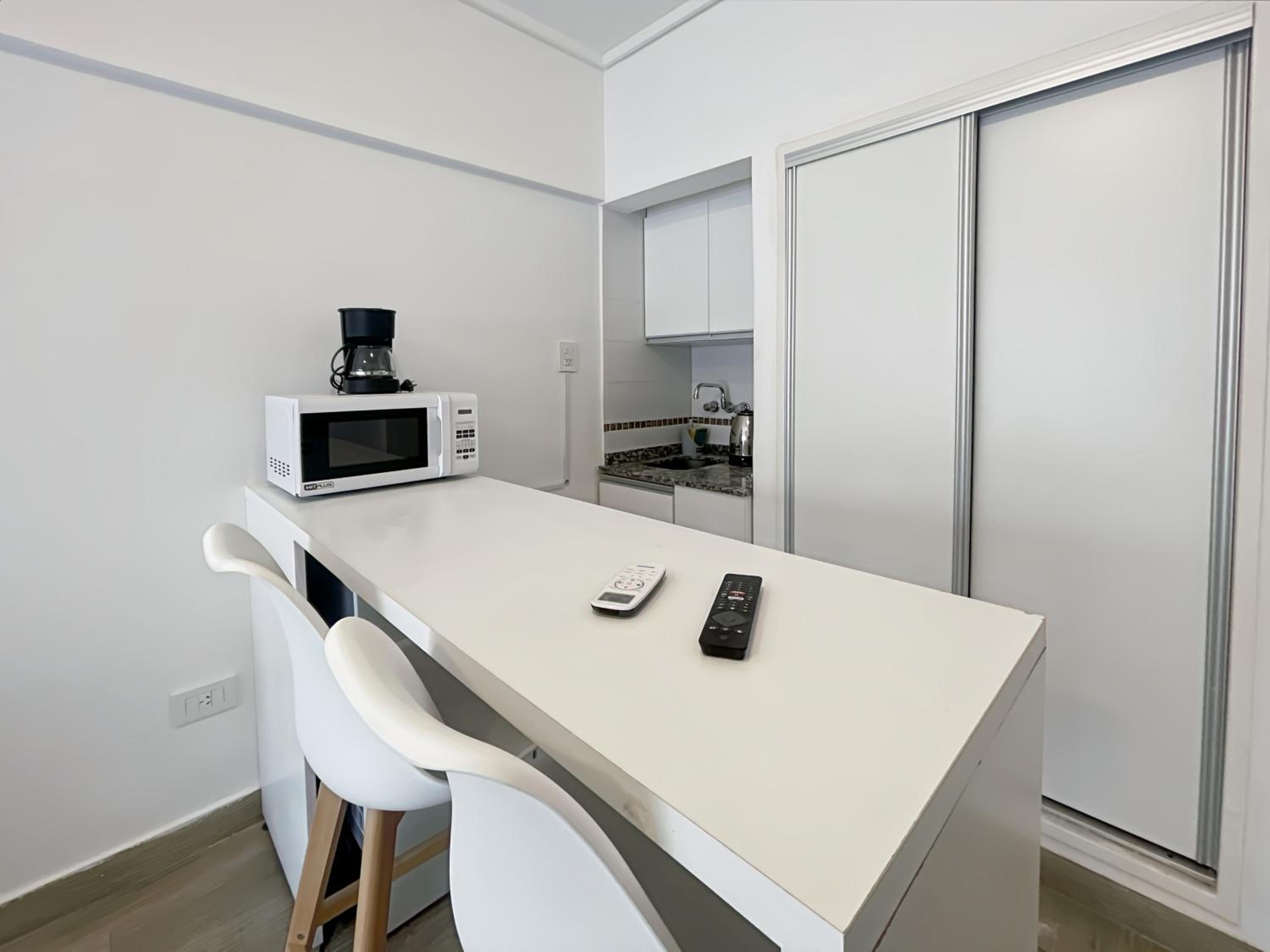 Modern Studio with Amenities in the Heart of the City Saenz Pena -U4