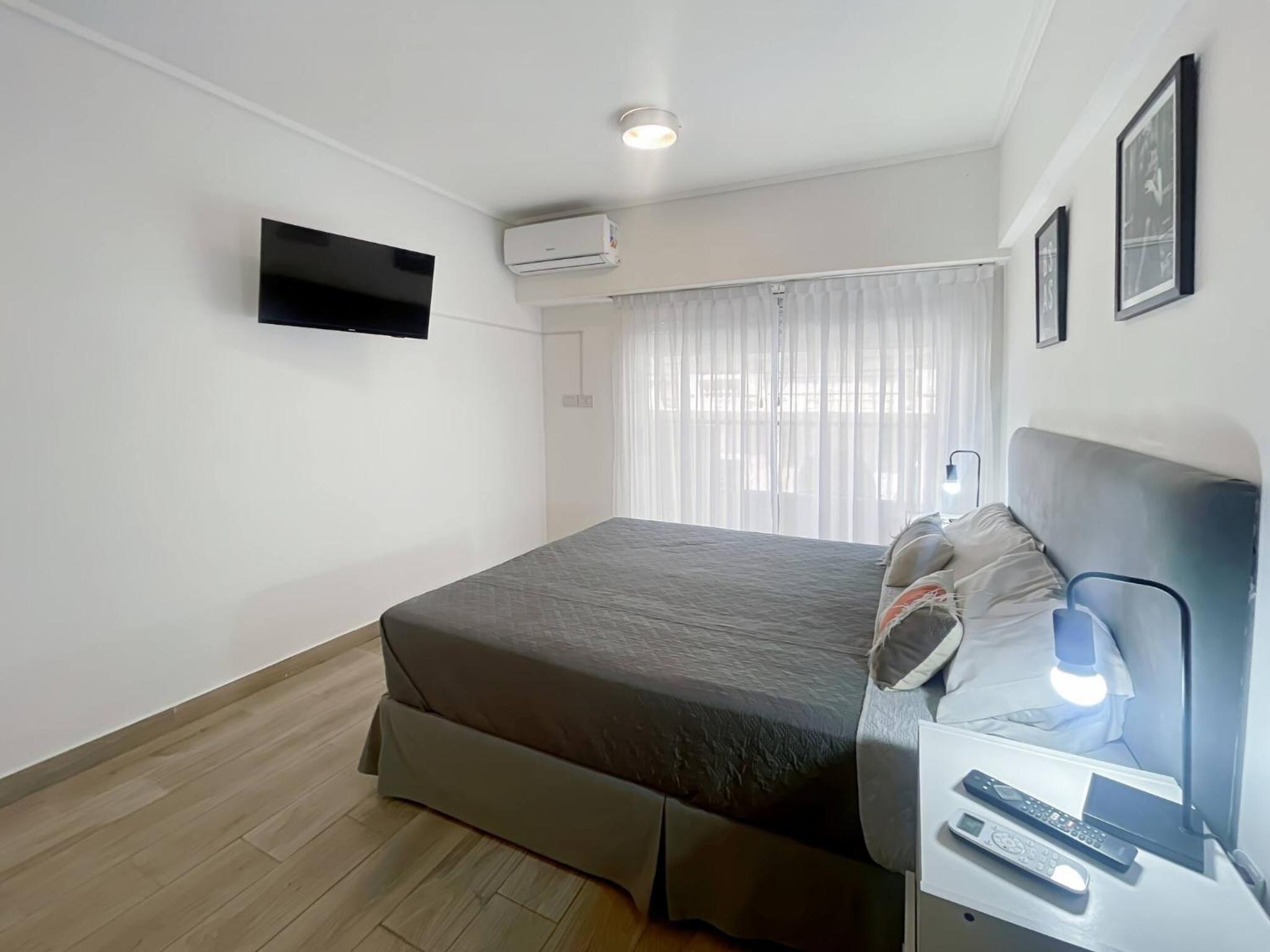 Modern Studio with Amenities in the Heart of the City -U6