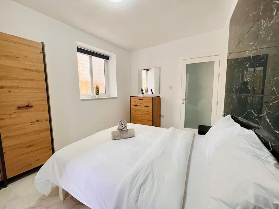 Beachfront Apartment Bugibba, photo 24