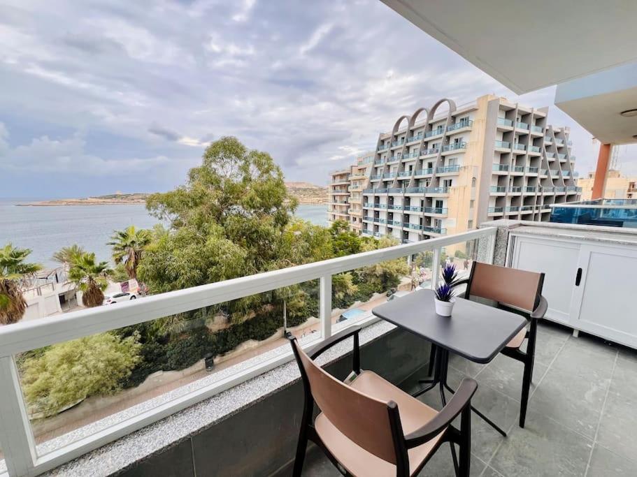 Beachfront Apartment Bugibba photo 4