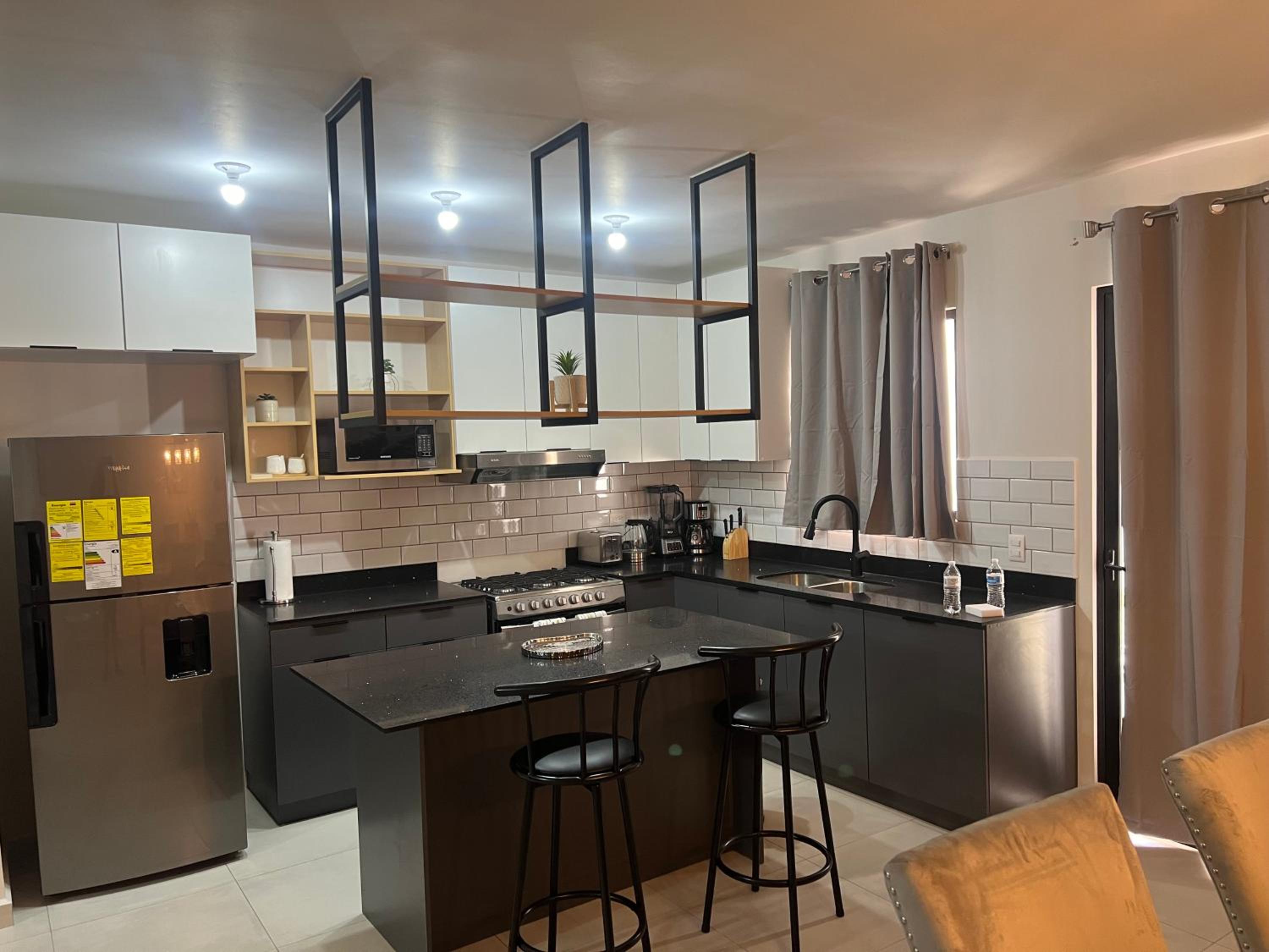 Beautiful Modern Home in Res San Andres