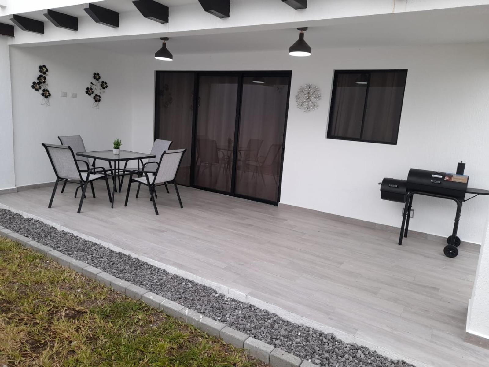 Beautiful Modern Home in Res San Andres