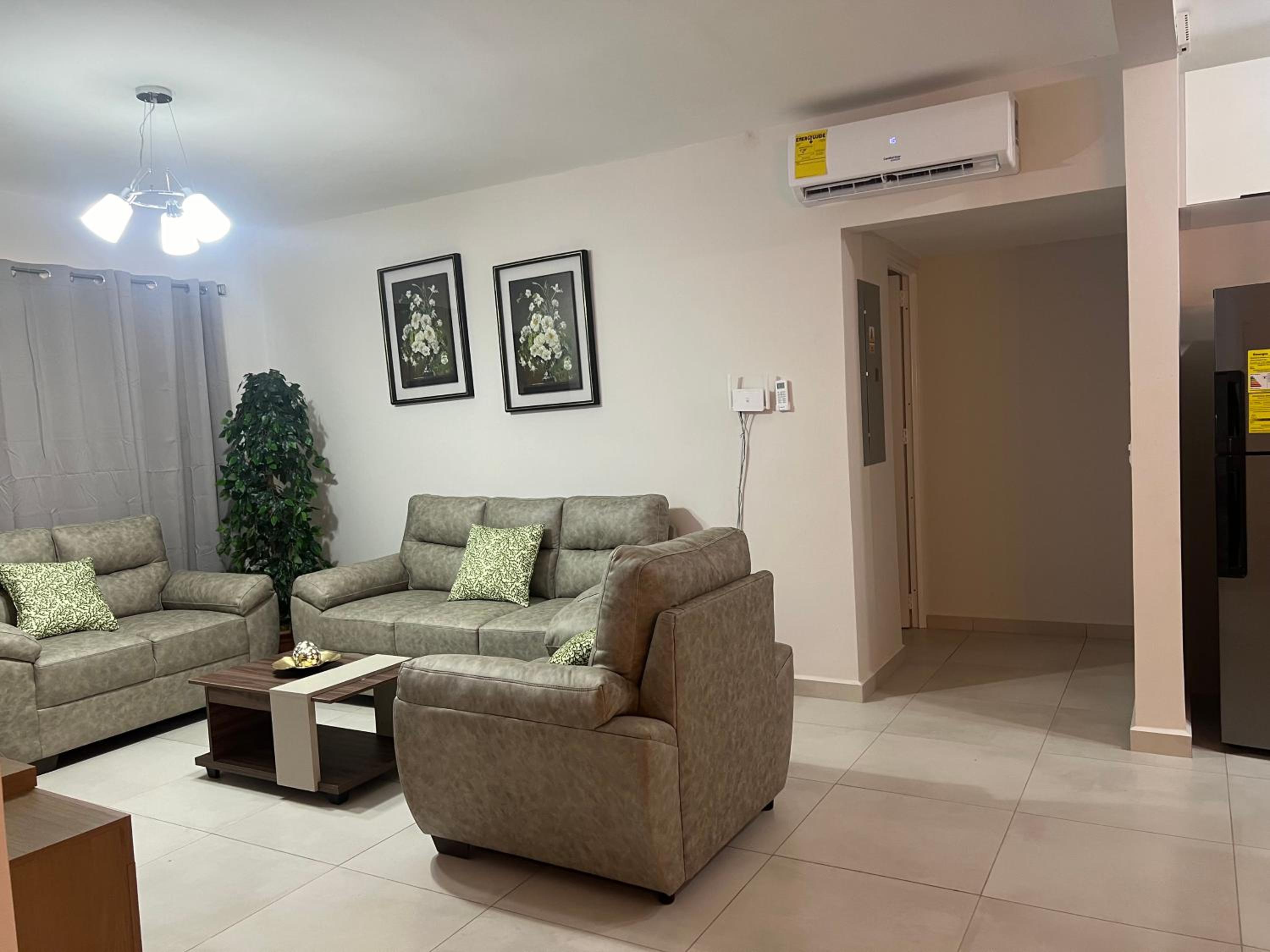 Beautiful Modern Home in Res San Andres