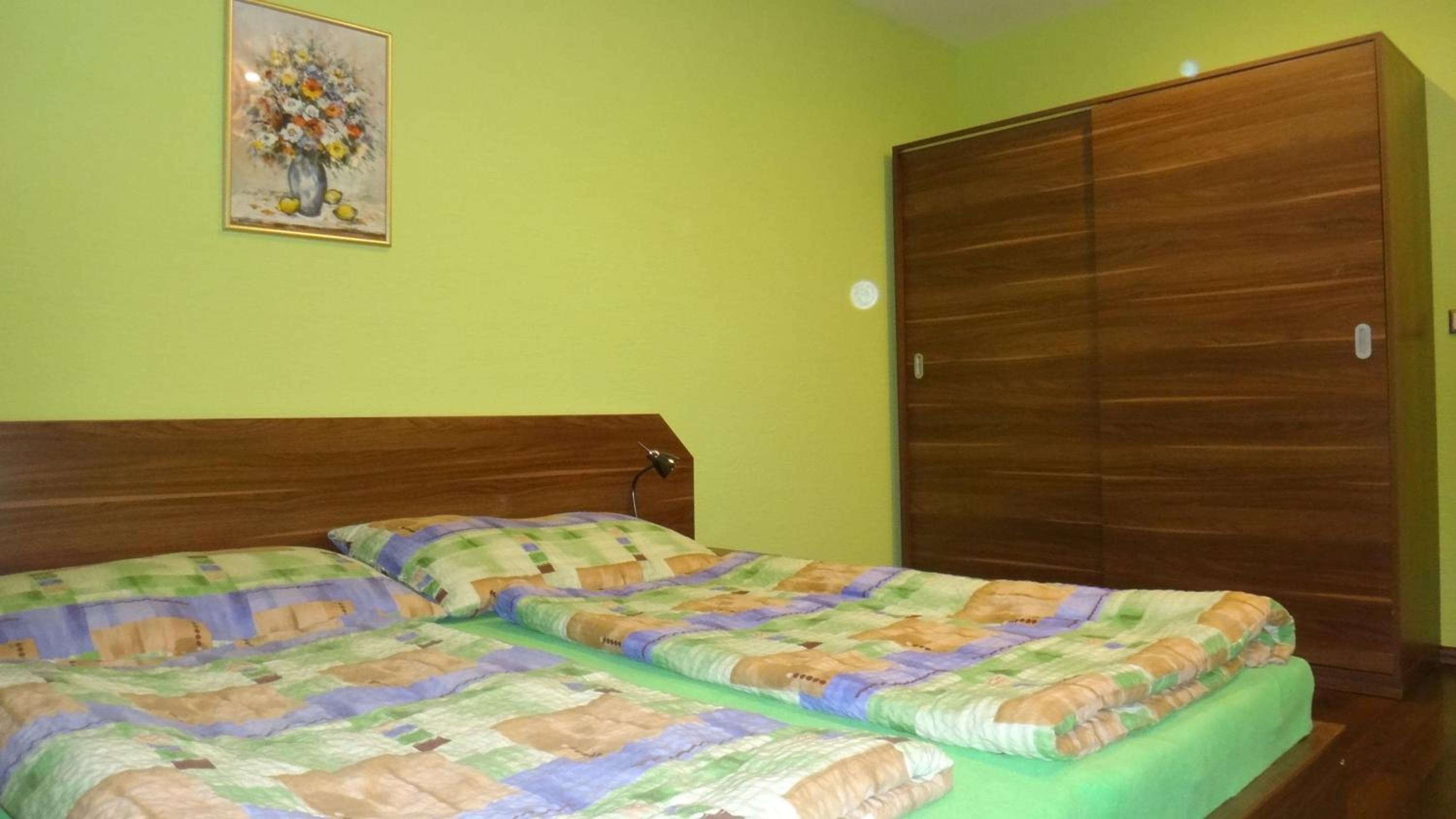 Photo 52