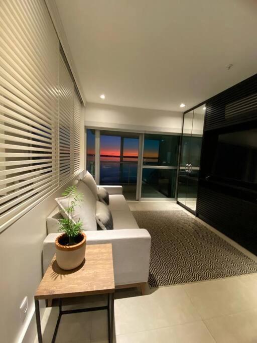 Loft com vista maravilhosa, no Barra Shopping