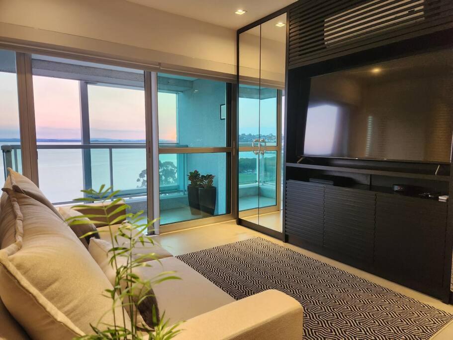 Loft com vista maravilhosa, no Barra Shopping
