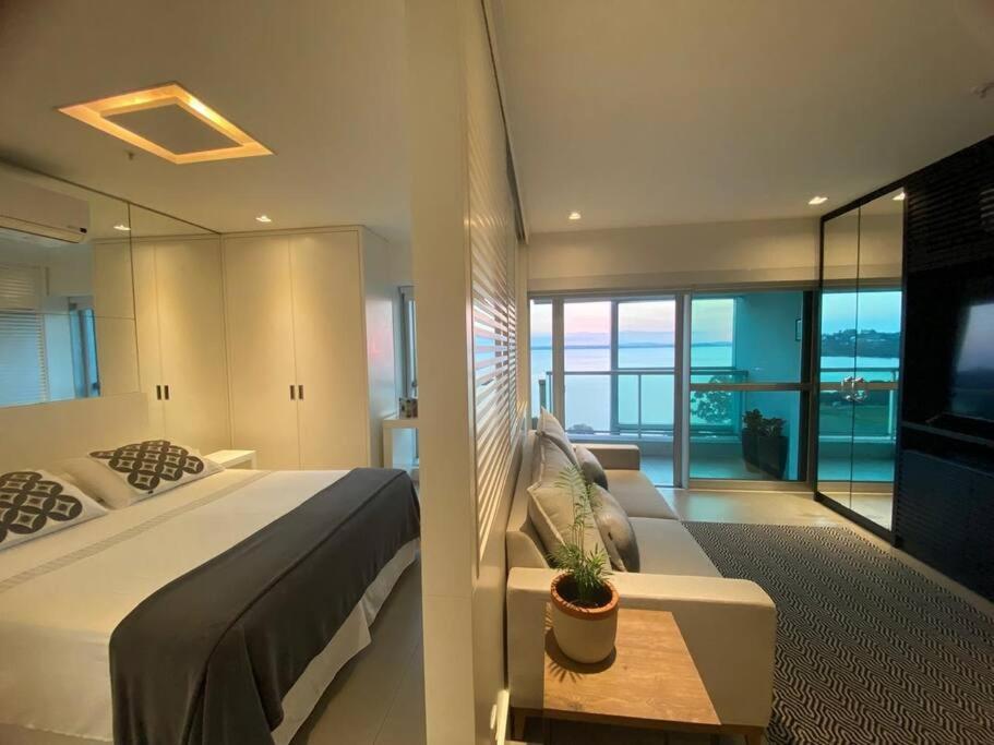 Loft com vista maravilhosa, no Barra Shopping
