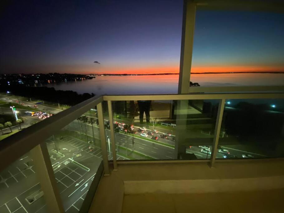 Loft com vista maravilhosa, no Barra Shopping