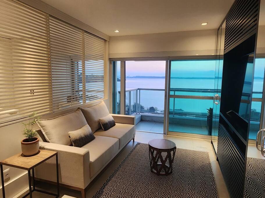Loft com vista maravilhosa, no Barra Shopping