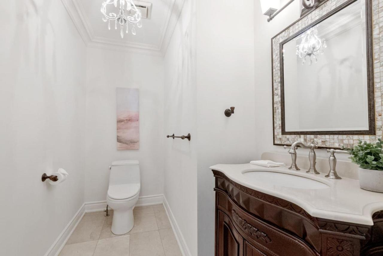 Modern 4BR Retreat with Premium Comforts and Parking