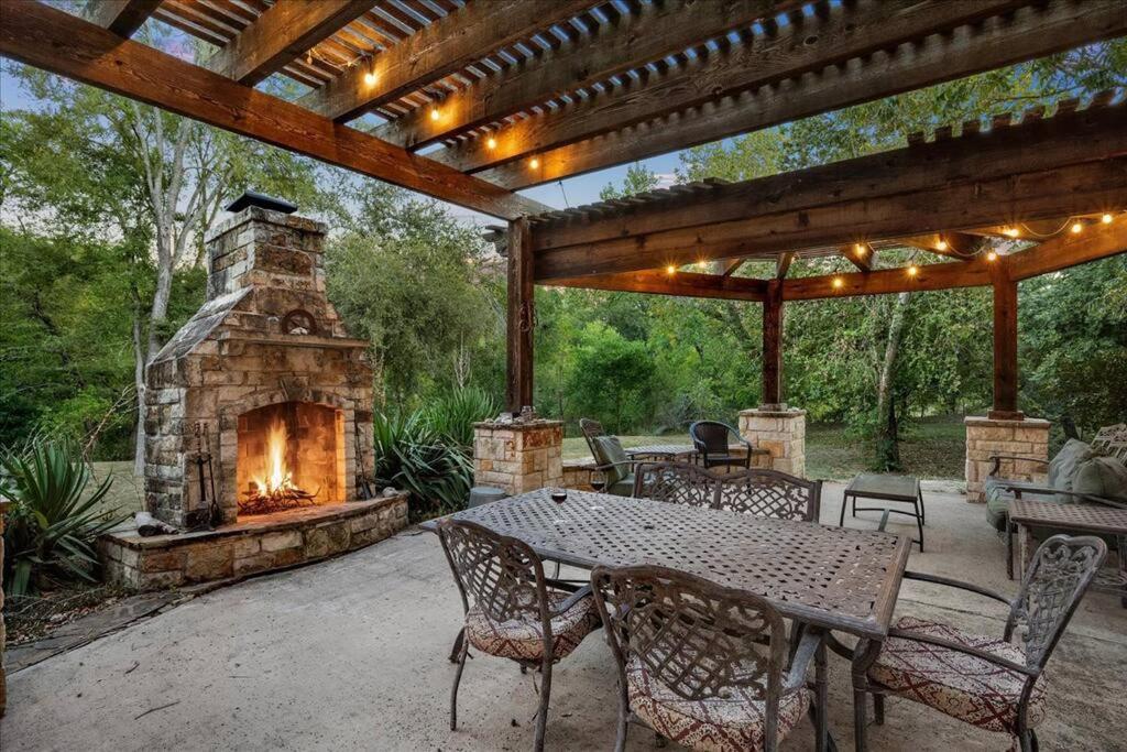 Waterfront & Pet-friendly 3-Acre Home with fire-pit view 2