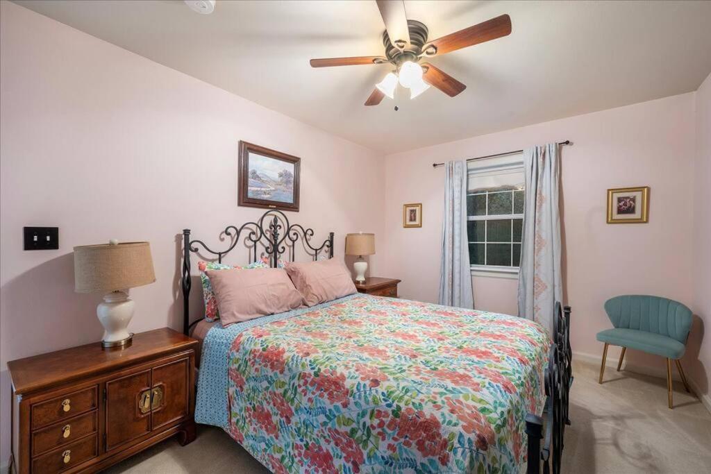 Waterfront & Pet-friendly 3-Acre Home with fire-pit view 5