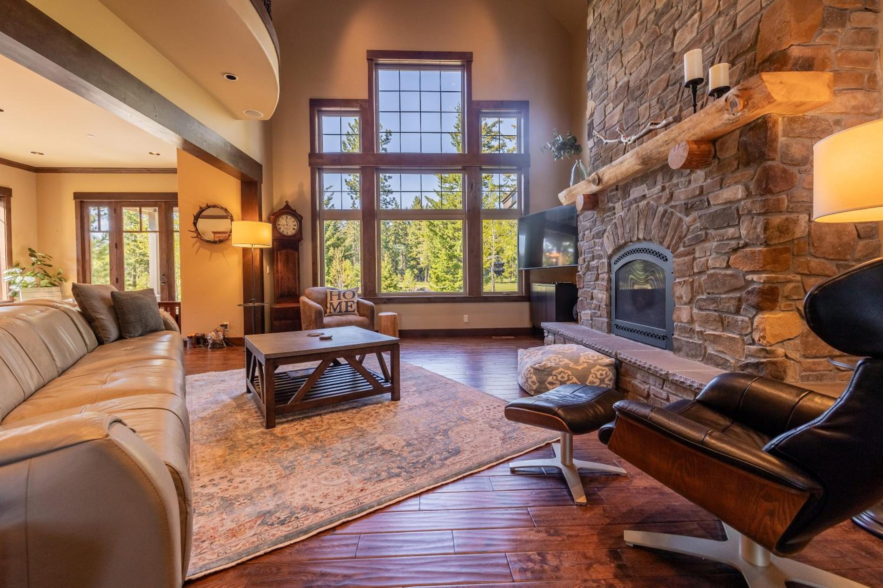 Craftsman Lodge on Rope Rider Golf Course - Hot Tub, Fireplaces, & Mountain Views view 5