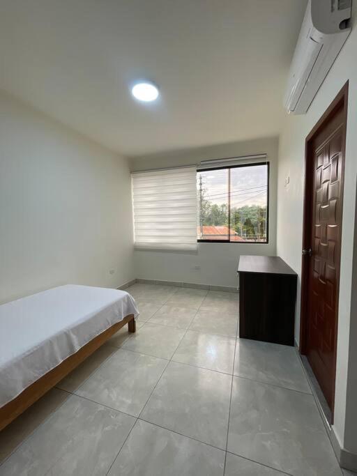 Casa Grande Acogedora