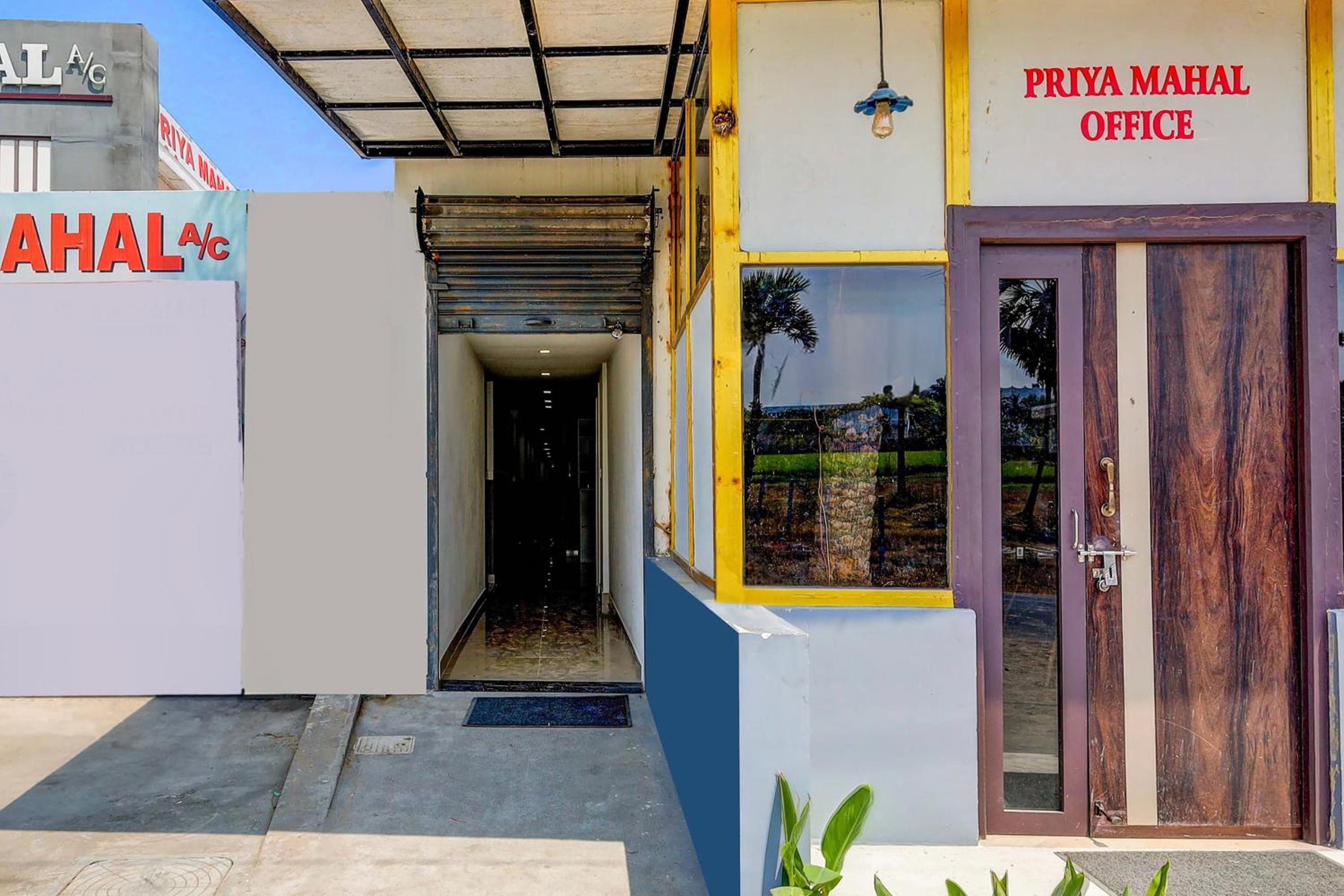Hotel O Le Hayat Residency