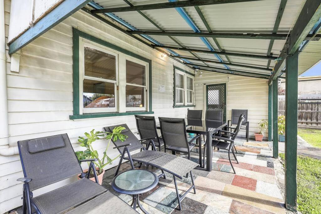 Spacious Urban Delight in Coburg