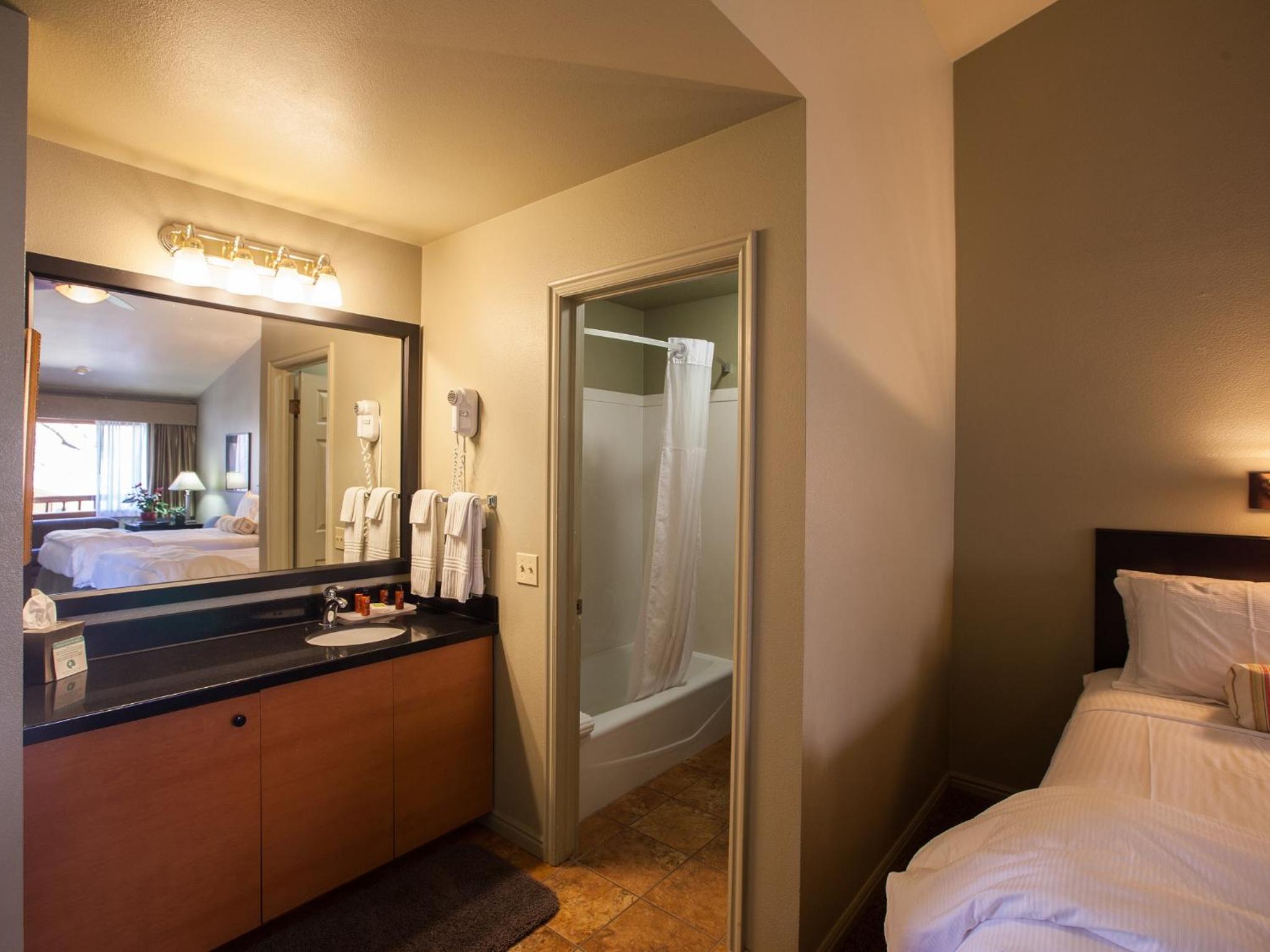 Flanigan`s Resort and Spa