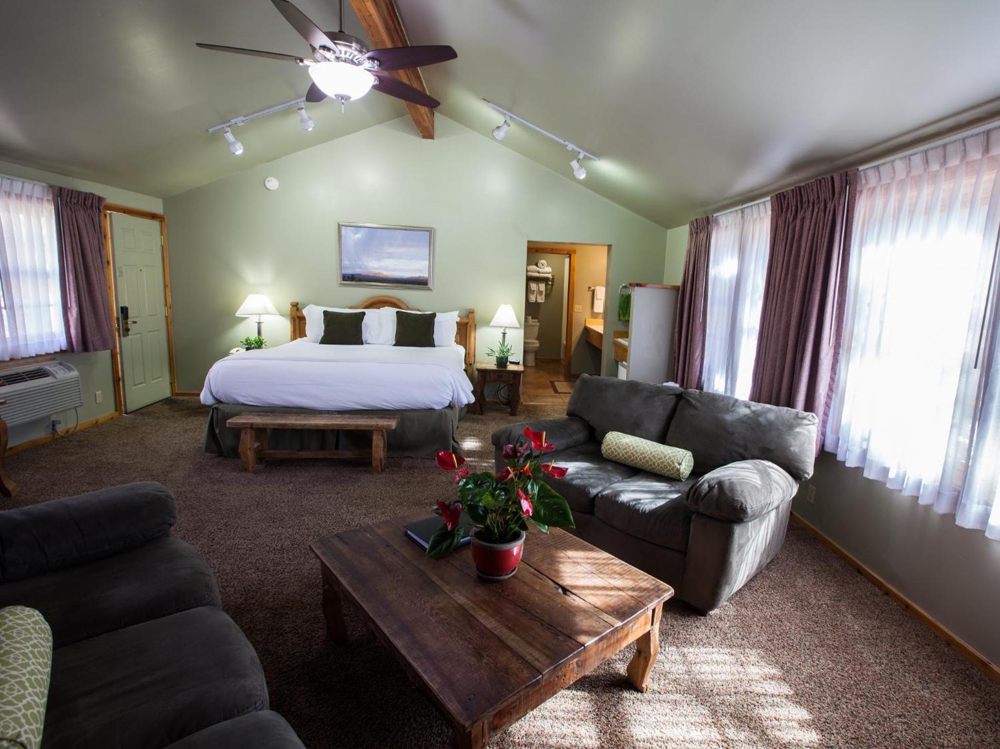 Flanigan`s Resort and Spa