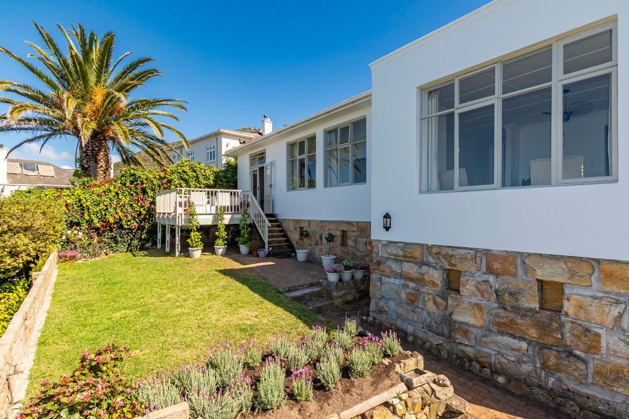 Davley House, St James Kalk Bay view 4