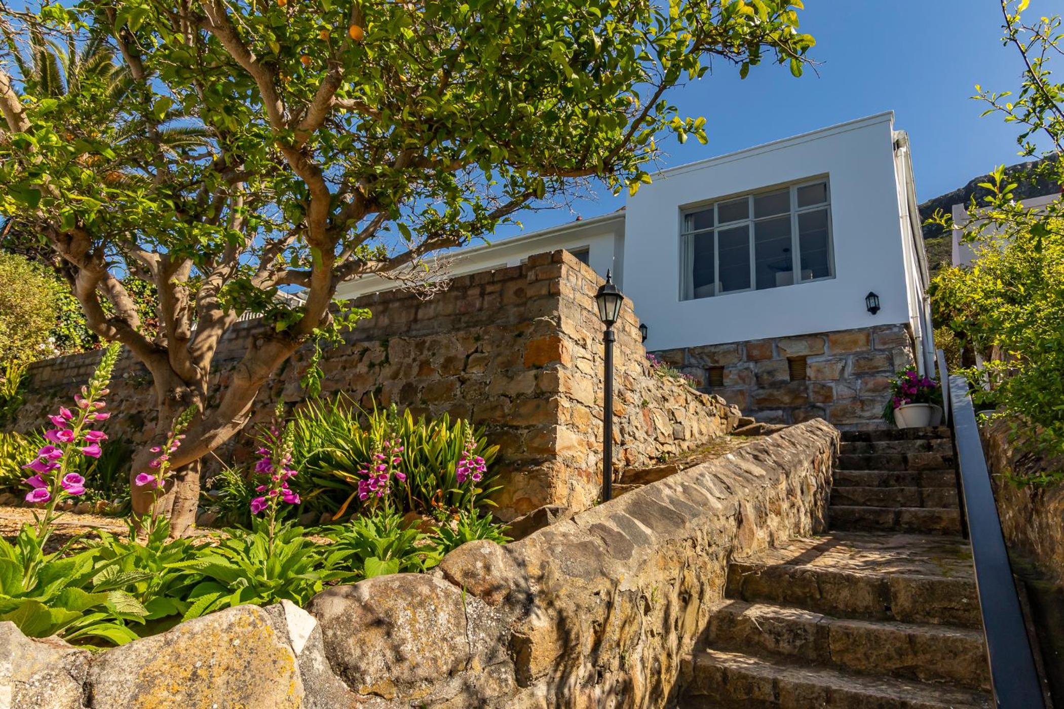Davley House, St James Kalk Bay view 3