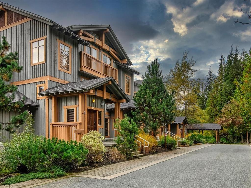 Taluswood Bluffs by Outpost Whistler
