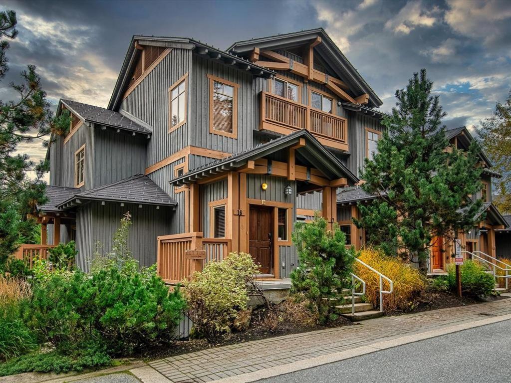 Taluswood Bluffs by Outpost Whistler