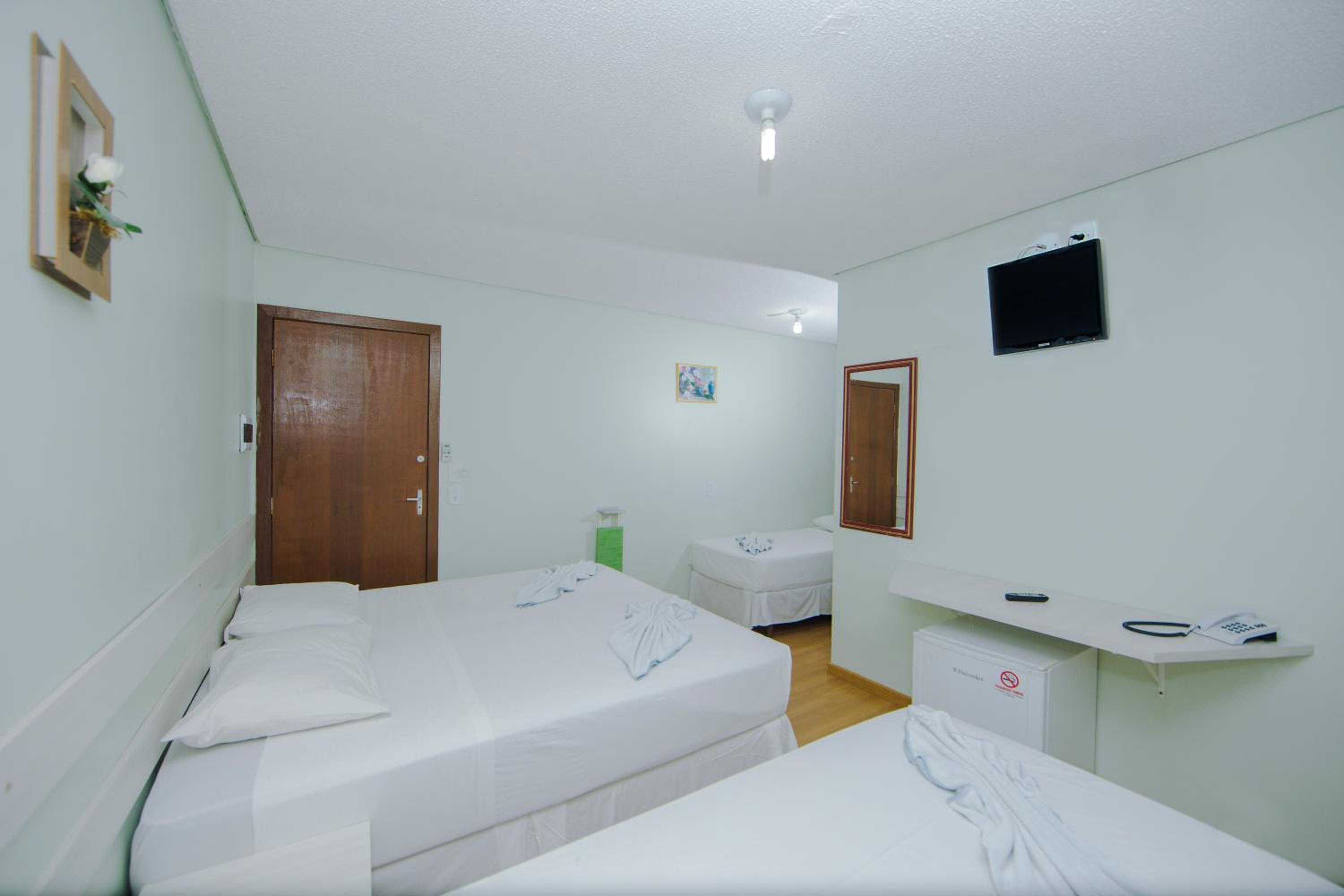 Hotel e Pousada Caroline