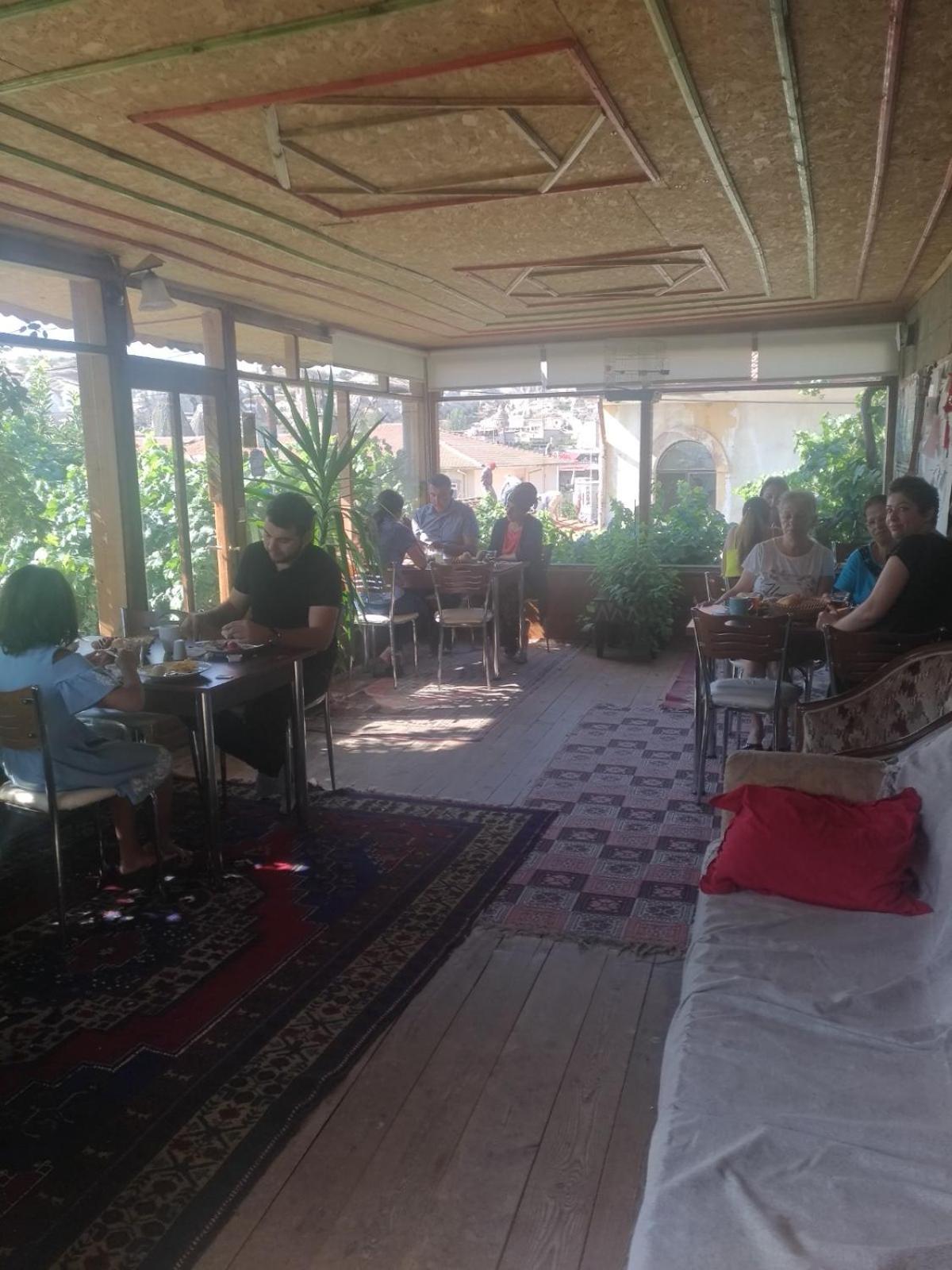 Falcon Cave Suites - Image 43