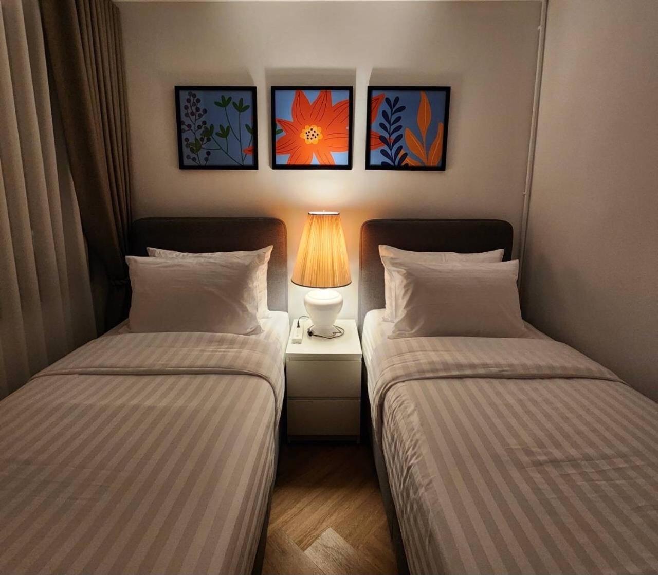 Sleep Walker Poshtel