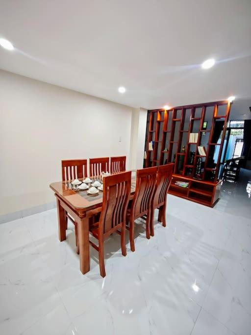MANI House