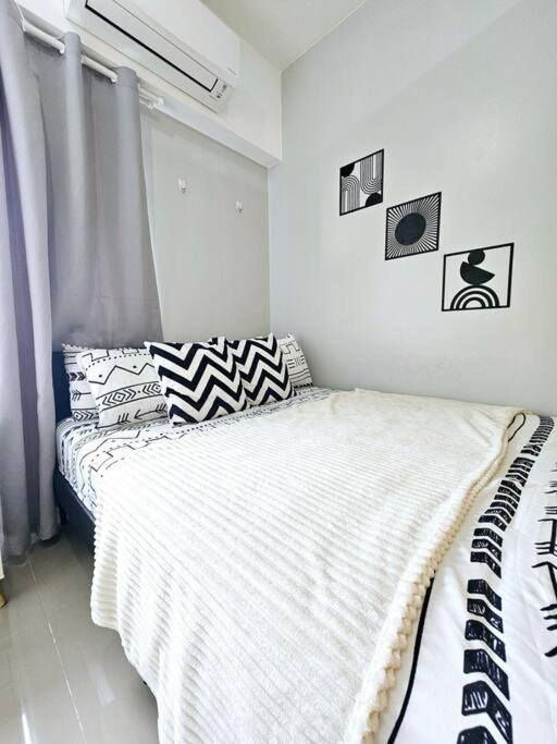 Tower 5-2722, K3 Staycation at Grass Residences view 2