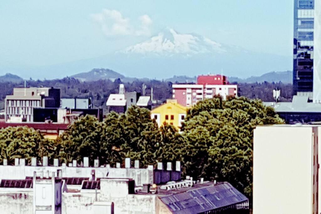 Departamento completo, centrico y estacionamiento