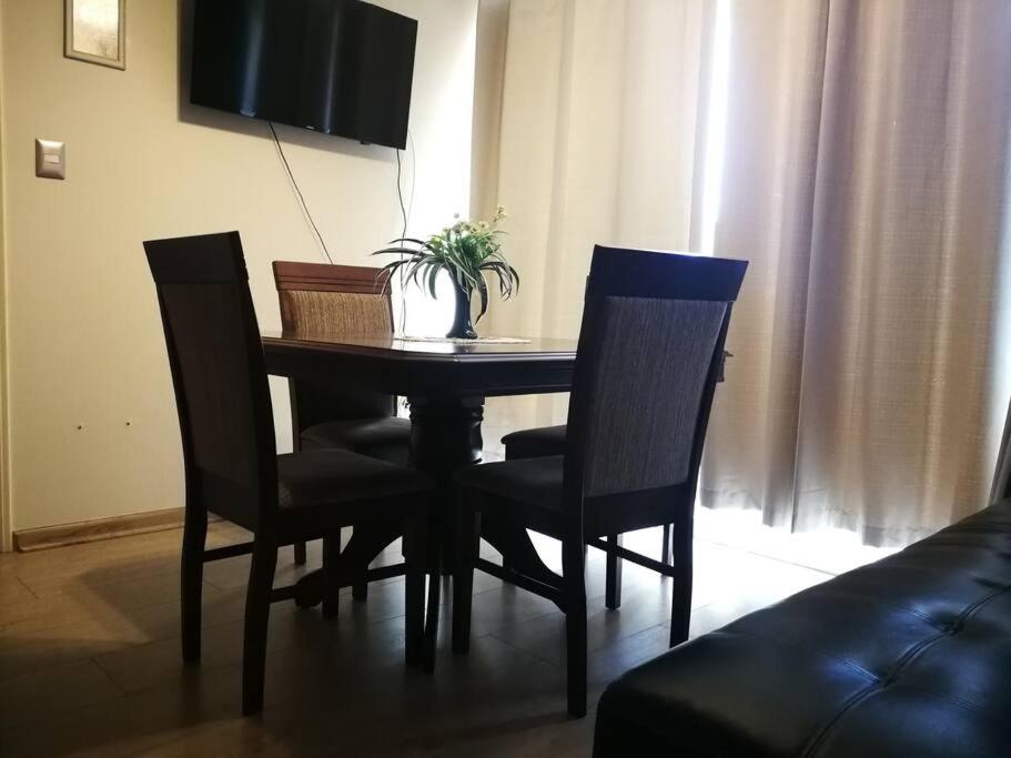 Departamento completo, centrico y estacionamiento