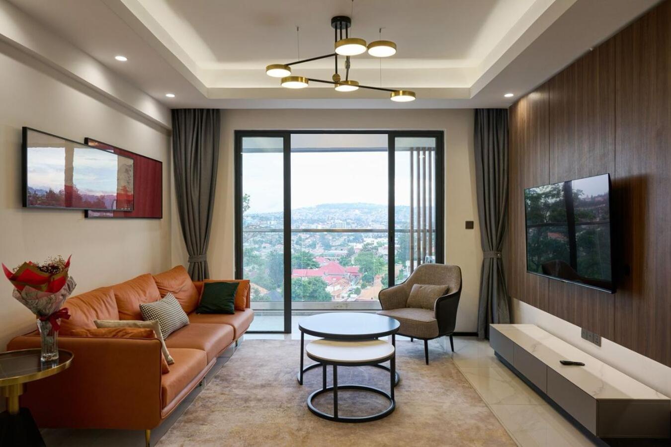 EXUISITE LUXURY